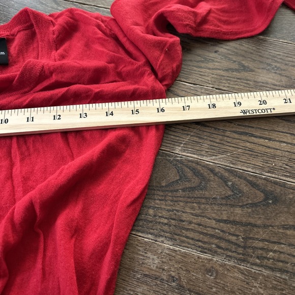 Moda International Women Red Cardigan Small Pockets Button Front - Picture 6 of 6